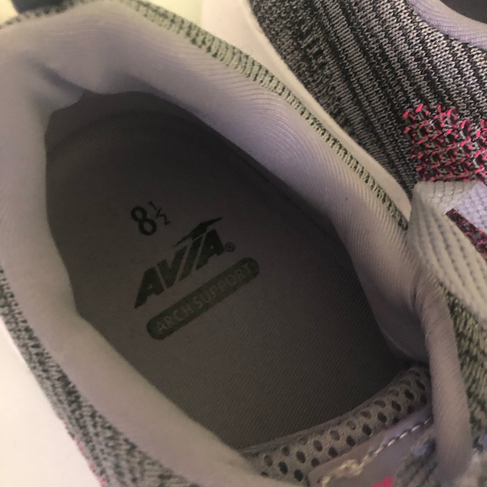 Avia Women's Athletic Sneakers in Gray and Lavender Knit Running Shoes NEW - Picture 5 of 5